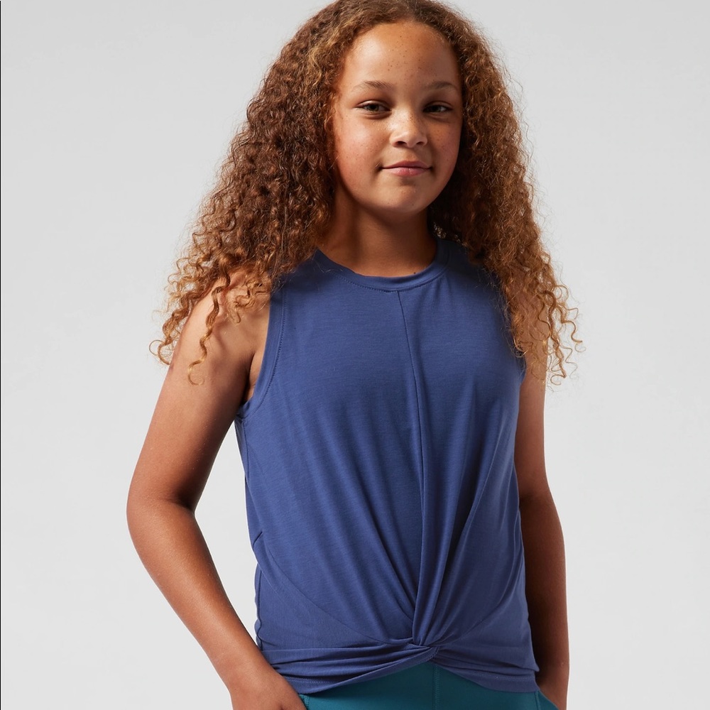 Athlete girl twist tank top, light purple. Model is to show what it looks like.
